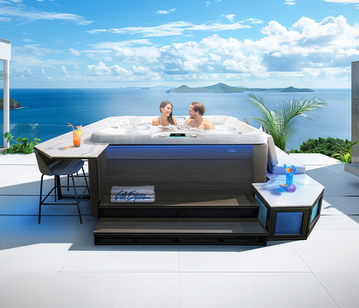 Calspas hot tub being used in a family setting - Springfield